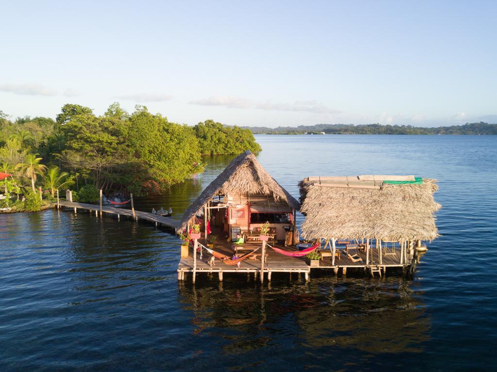 Cocovivo Hotel Bocas Town Exterior foto